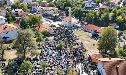 “Danas je ovdje trebao biti naš sin, Fadil Novalić”
