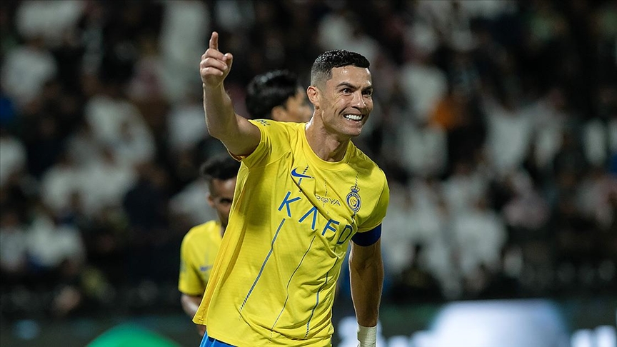 Cristiano Ronaldo postao je prvi fudbaler milijarder