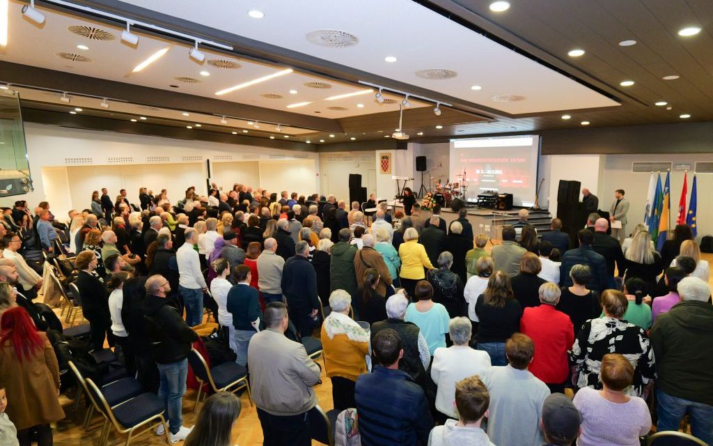 Dan državnosti BiH u Puli: Arminu Hodžiću zahvalnica za doprinos bošnjačkoj manjini