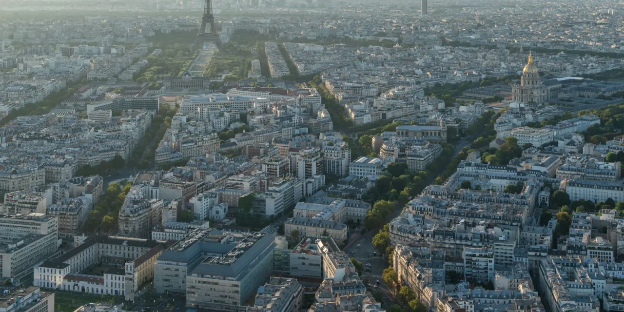 Strava u Parizu: Napastvovali djecu u vrtićima