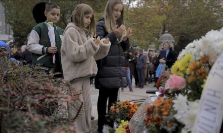 Sjećanje na učiteljicu Fatimu Gunić i ubijenu djecu opkoljenog Sarajeva