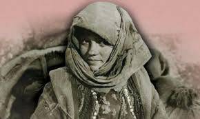 Srpkinja, heroina Velikog rata: Izložba odgođena, navijači išarali zgradu grafitima i oblijepili fotografijama