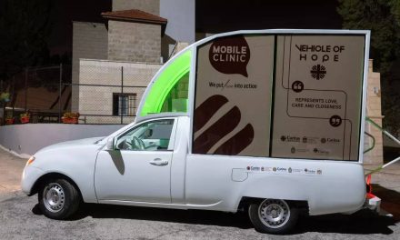 Izrael ne dozvoljava provođenje posljednje želje pape Franje: Papamobil preuređen u mobilnu kliniku ne može ući u Gazu