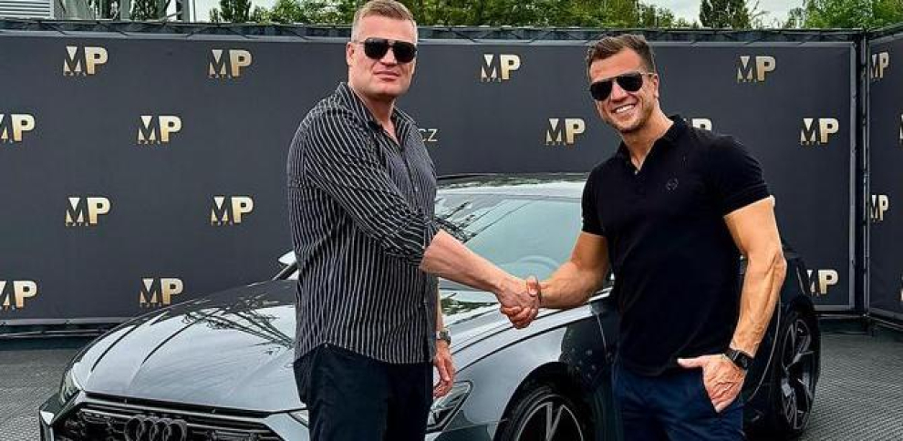 Mrze bicikla, vole benzin i ćumur: Stranka Motoristé dio nove češke vlade