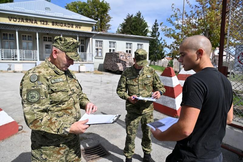 Zvanično objašnjenje MORH-a: Mladići iz Bosne i Hercegovine neće biti pozvani na služenje vojnog roka u Hrvatskoj