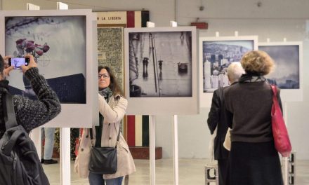 Izložba o dvije najteže epizode novije historije Bosne i Hercegovine – opsadi glavnog grada i genocid u Srebrenici