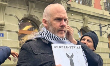 Švicarska naplatila svojim građanima “troškove oslobađanja” iz izraelskog zatvora