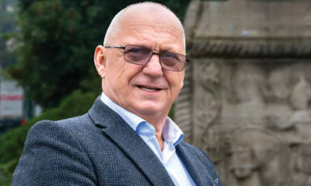 Čitaju me i u Indiji, a od svojih komšija i školskih drugara napravio sam književne junake