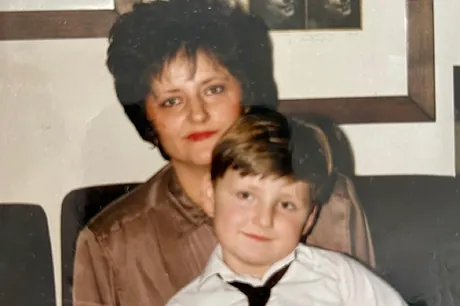 „Imao sam deset godina kada smo se majka, brat i ja vratili u Bosnu kao izbjeglice… Sjećam se tišine u autu“