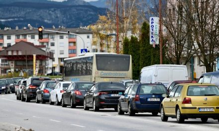 Poniženje na Dan državnosti: Redovi pred kasama umjesto poštovanja prema vlastitoj državi, identitetu i historiji