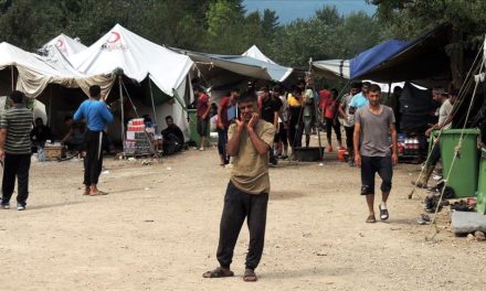 Britanci bi da svoje migrante smjeste na Balkan – BiH i Albanija odbile, Crna Gora traži 10 milijardi eura, Kosovo pristaje