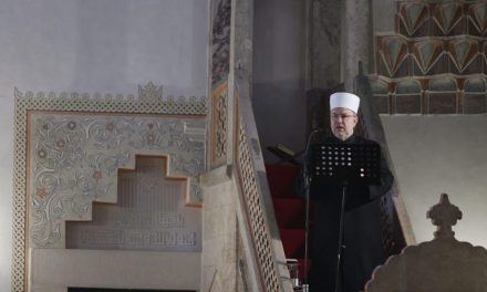 Dr. Malkić: Brine nas očita kampanja kojom u svjetskim sjedištima moći i medijima kleveću Bošnjake zbog njihove pripadnosti islamu