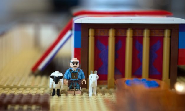 Lego i religija: Sastavi svoju crkvu ili džamiju