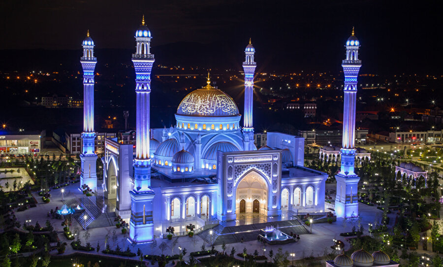 Čečenska džamija u Šaliju