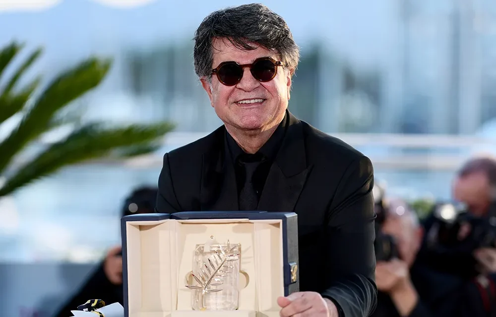 Iranski sud osudio Jafara Panahija na godinu zatvora u odsustvu