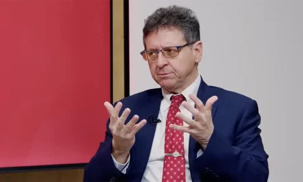 Max Primorac, Trum­pov kro­jač iz mrač­nog labo­ra­to­rija za stva­ra­nje haosa