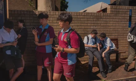 Veliki društveni eksperiment: Na snagu stupila zabrana društvenih mreža za djecu