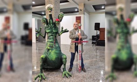 Skulptura koja vrijeđa muslimane kopija nacističke naslovnice