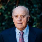 Preminuo Peter Arnett, legendarni ratni reporter