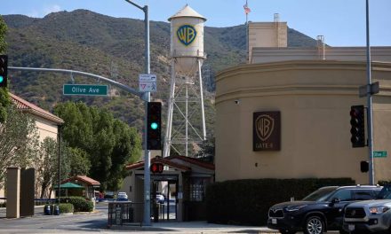 Povijest neuspjeha: Čeka li i Netflix “prokletstvo Warner Brosa”
