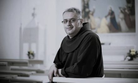 Preminuo istaknuti bosanski franjevac Franjo Ninić
