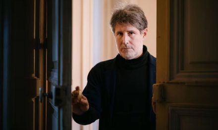 Sat predatora: Politički i korporativni predatori žele se riješiti svega što ograničava njihovu moć