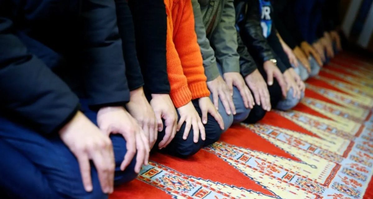 Univerziteti su dužni omogućiti korištenje pauze za džuma-namaz