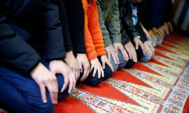 Univerziteti su dužni omogućiti korištenje pauze za džuma-namaz