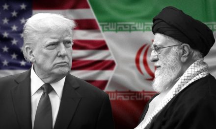Trump prijeti Iranu vojnom silom: Američka flota u pokretu, Teheran priprema „najgori scenario“