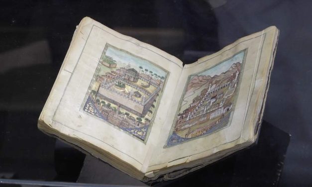 Bošnjaci su jedinstven primjer u Evropi, svoju književnost i nauku pisali su na arapskom, osmanskom turskom i perzijskom jeziku, glagoljicom, bosančicom, arebicom, ćirilicom i latinicom