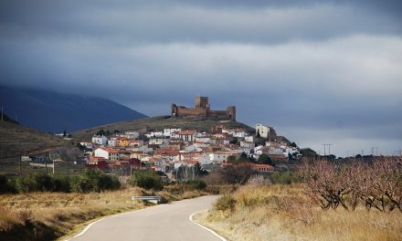 Podigli ga muslimani, papa ih ekskomunicirao