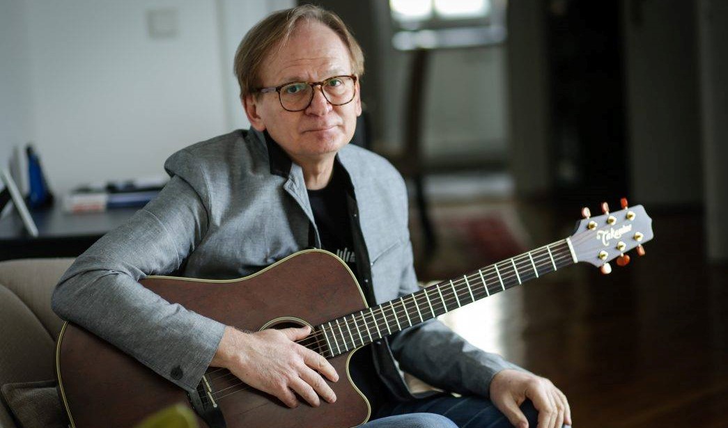 Brano Likić: Dinu Mer­lina odbi­jali su dok nije došao k meni, a Toma Zdrav­ko­vić me igno­ri­rao kad sam mu rekao da pres­pava pa tek onda dođe sni­mati