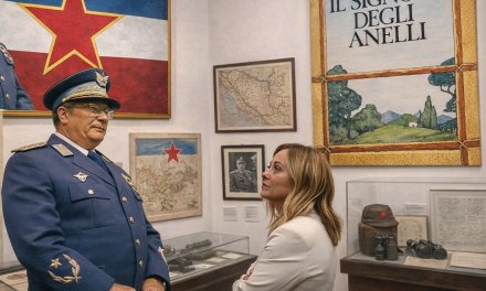 Od fojbi do Tolkiena: Kulturna ofanziva Giorgije Meloni