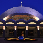 Šakirin džamija, prva džamija čiji je enterijer dizajnirala žena