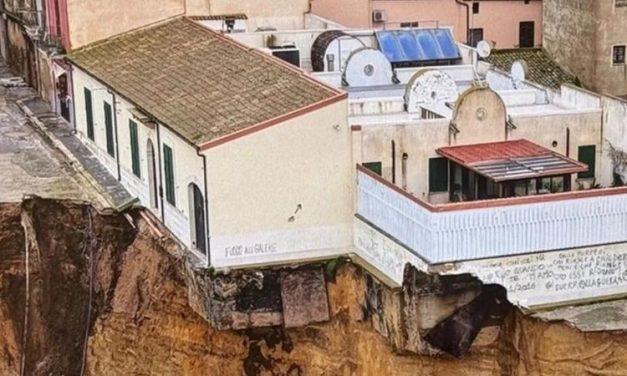 Četiri hiljade knjiga na ivici ponora