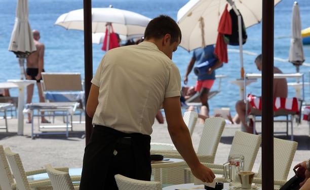Hrvatskom turizmu nedostaje oko 65 hiljada sezonskih radnika