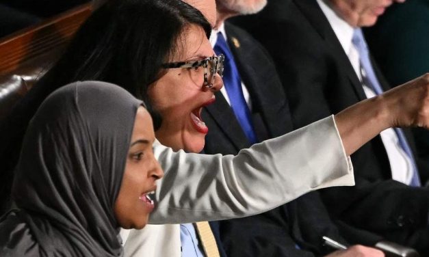 Trump traži deportaciju dvije muslimanke, članice Kongresa