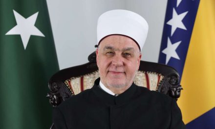 Ramazanska poruka reisul-uleme: Biti Bogu pokoran – privilegija u vremenu nemorala i nasilja