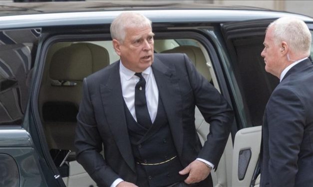 Cijena prijateljstva s Epsteinom: Uhapšen princ Andrew