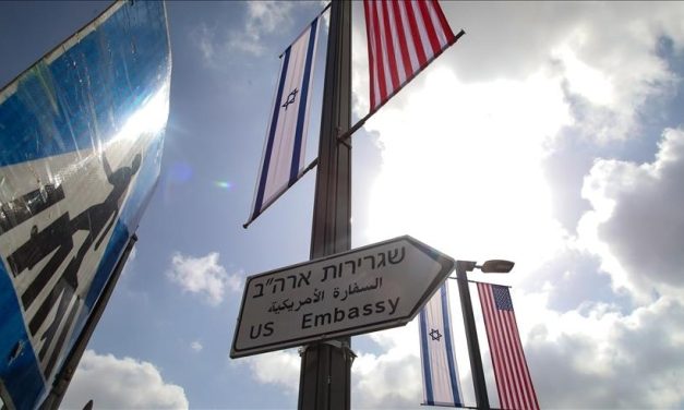 Samo što nije puklo: Najveći američki nosač aviona stigao do Izraela, State Department naredio vladinom osoblju da napusti Izrael