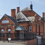 Napadi na muslimane u ramazanu: U Manchesteru oružje, u Worcesteru požar