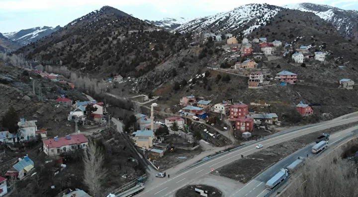 Kroz ovo selo niko ne prolazi gladan: Zaustavljaju putnike i pozivaju ih na iftar