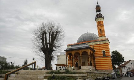 Tuzlanska ljepotica: Prvi ramazan u restauriranoj džamiji s tri imena