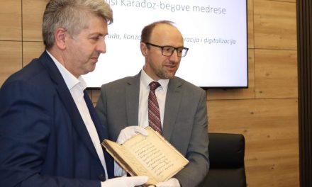 Karađoz-begovoj medresi vraćeni restaurirani rukopisi