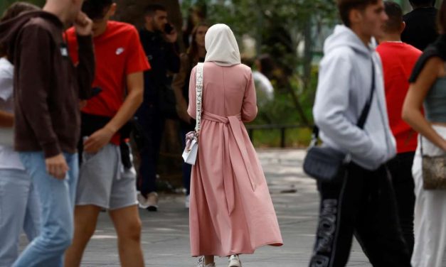 Broj napada na muslimane u Francuskoj porastao za 88 posto