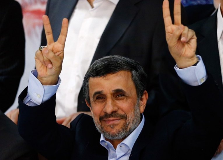 IZ MINUTE U MINUTU: Poginuo bivši iranski predsjednik Mahmud Ahmadinedžad