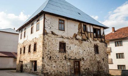 Kurtagića kula, simbol Rožaja kojeg više nema