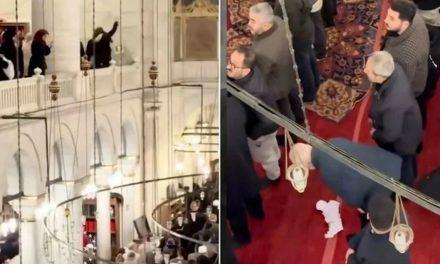 Žene bacile mahrame i simbolično poručile: Zaštitite dostojanstvo i svetost al-Akse