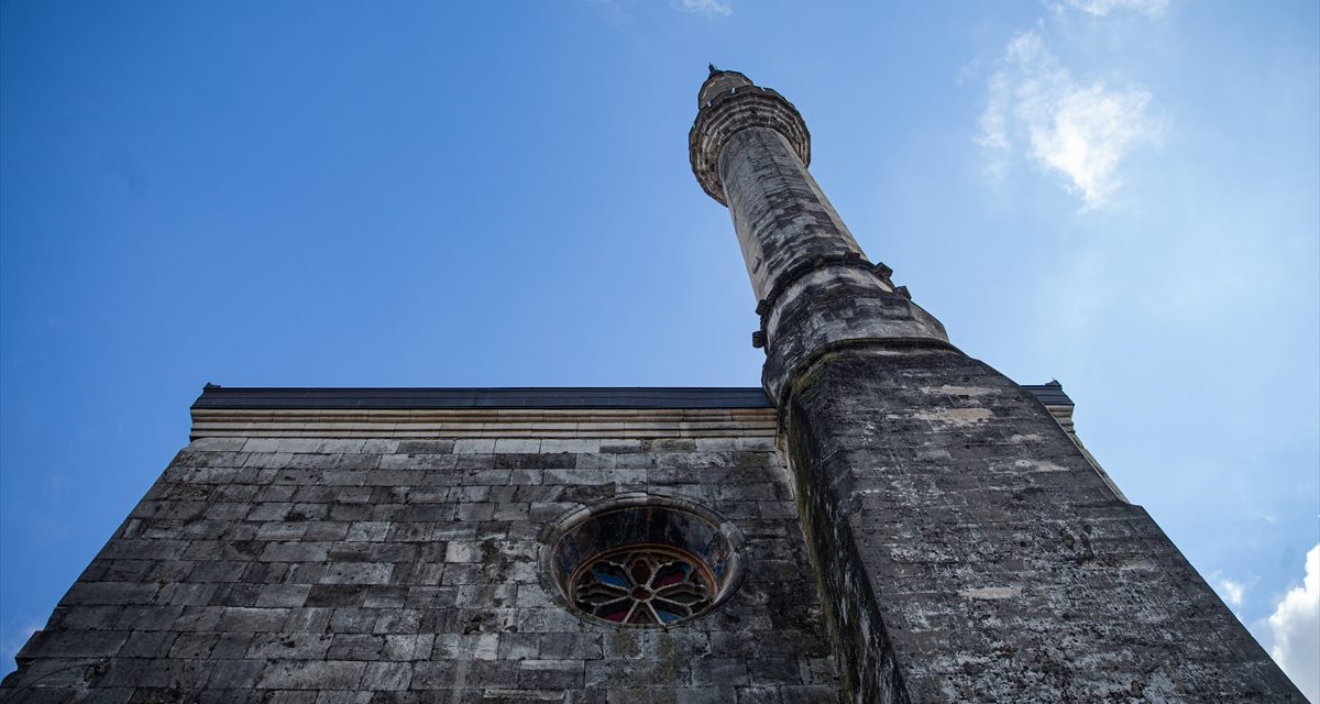 Džamija Fethija u Bihaću: Arhitektonski biser koji svjedoči o susretu civilizacija