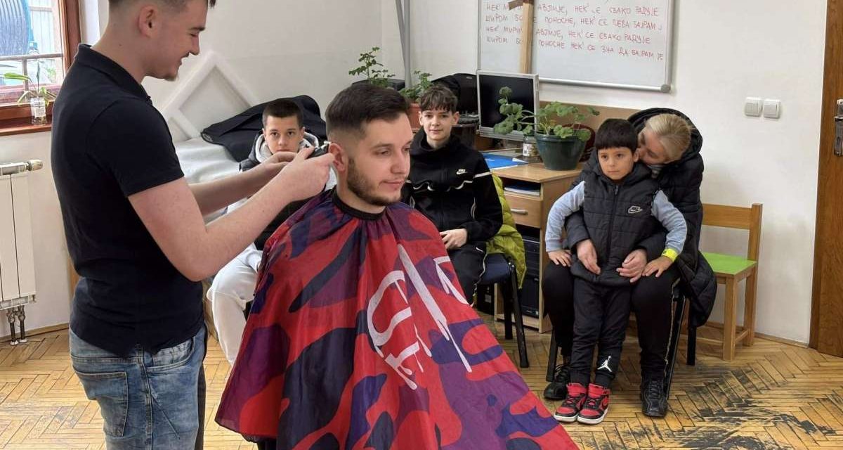 Dobrota na djelu: Bajramska frizura za liječenje učenice Selme Salkanović